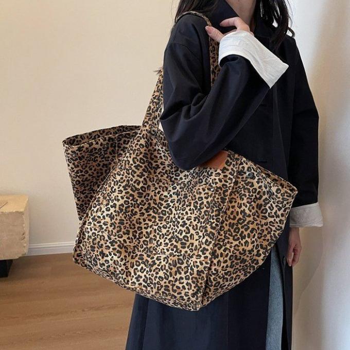 Wholesale Pvc Leopard Printed Synthetic Artificial Leather for Bag Notebook Phone Shell Table Mat Faux Leather Fabric 15